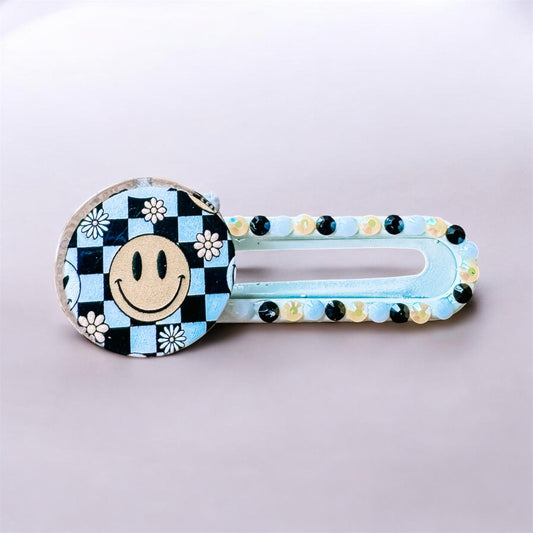 Retro Smiley Clip